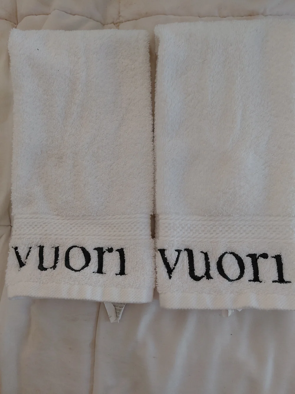 New Vuori Set Of Two Hand Towels